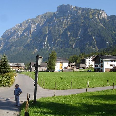 Appartement Haus Jelini à Schnepfau Extérieur photo